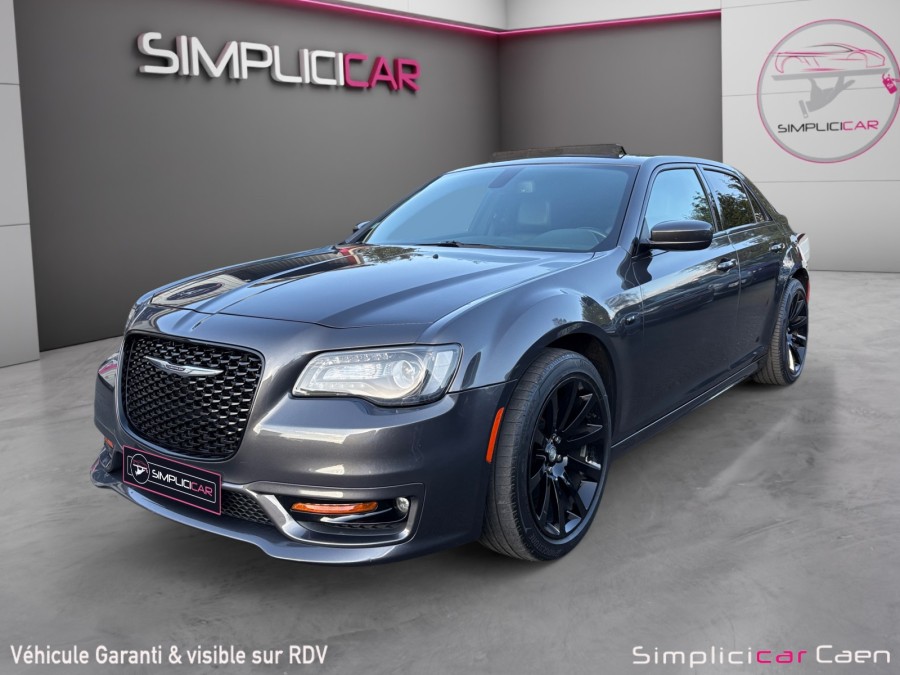 CHRYSLER d'occasion 300C 5.7 Hemi V8 de 2017 Caen (14)﻿