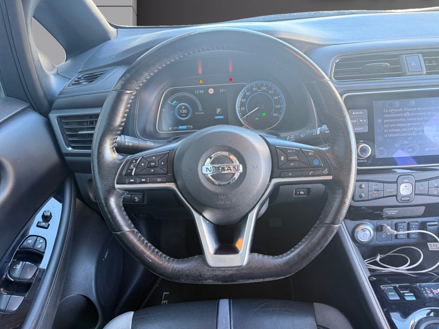 NISSAN d'occasion LEAF ELECTRIQUE 40 KWH TEKNA de 2019 Andrezieux