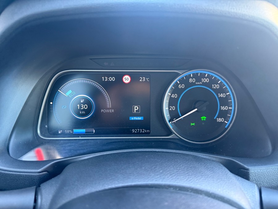 NISSAN d'occasion LEAF ELECTRIQUE 40 KWH TEKNA de 2019 Andrezieux