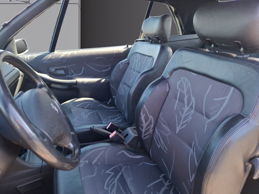 PEUGEOT d'occasion 306 PEUGEOT 306 1.6i SAINT TROPEZ de 1998 Le Puy