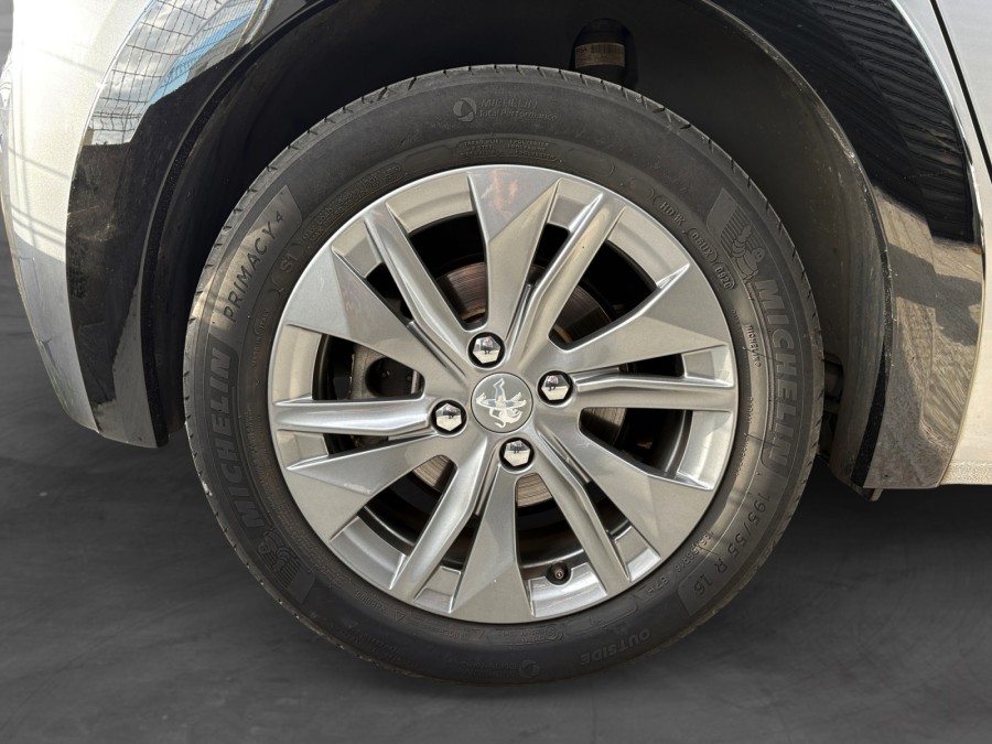 PEUGEOT d'occasion 208 II E-208 136 de 2021 Reunion (97)﻿