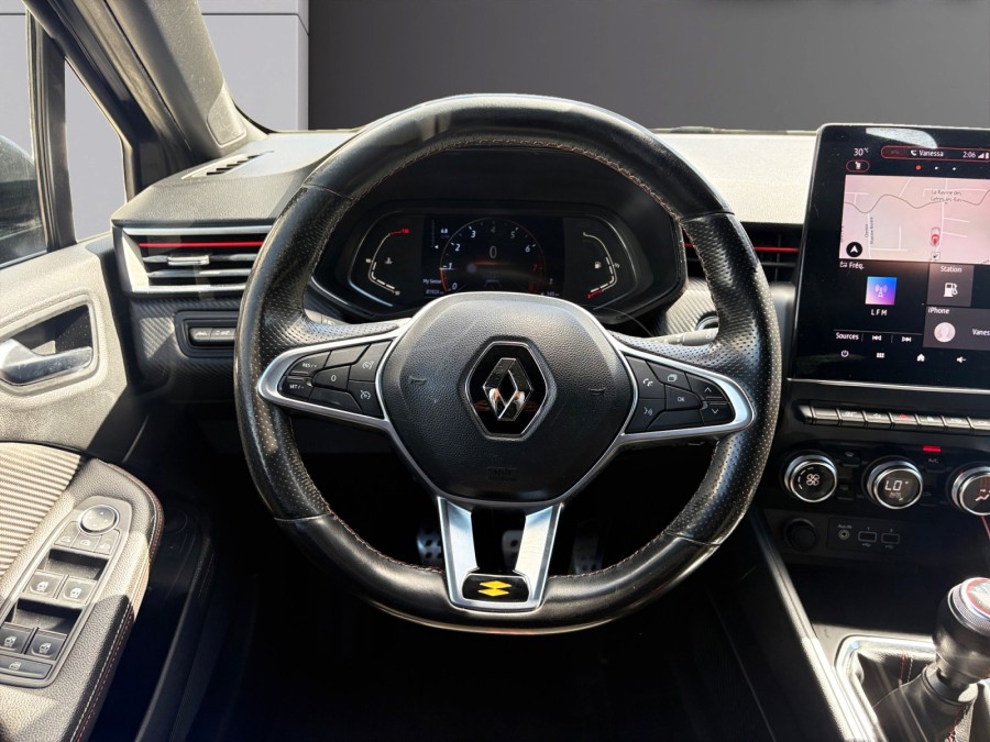 RENAULT d'occasion CLIO V 1.3 TCE 90 RS LINE de 2022 Reunion (97)﻿