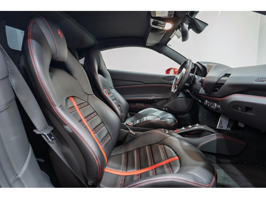 FERRARI d'occasion 488 GTB 488 gtb de 2017 Angers (49)﻿