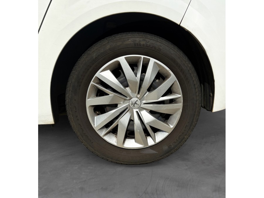 PEUGEOT d'occasion 208 1.5 BLUEHDI 100 ACTIVE PACK de 2021 Reunion