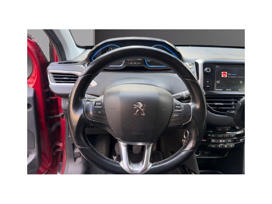 PEUGEOT d'occasion 2008 1.2 VTI 82 PURETECH ALLURE de 2017 Paris 17