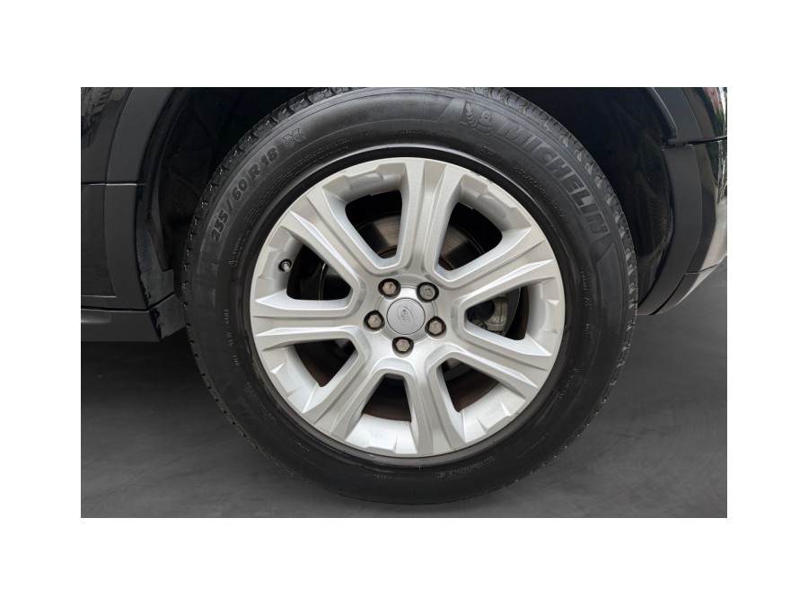 LAND ROVER d'occasion EVOQUE 2 TD4 150 5 PORTES SE DYNAMIC AUTO de