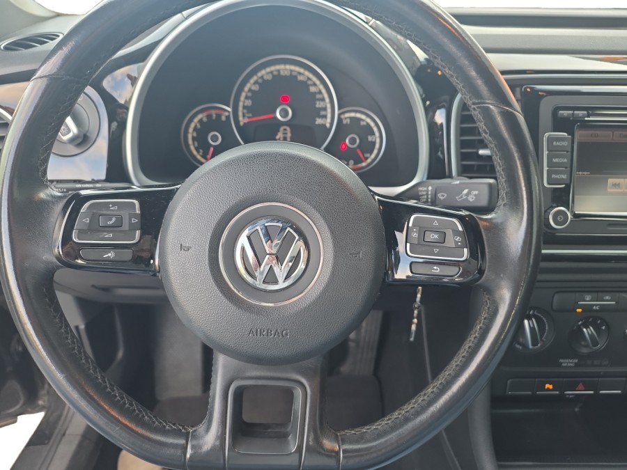VOLKSWAGEN d'occasion BEETLE 1.2 TSI 105 Vintage de 2013 Le Puy en