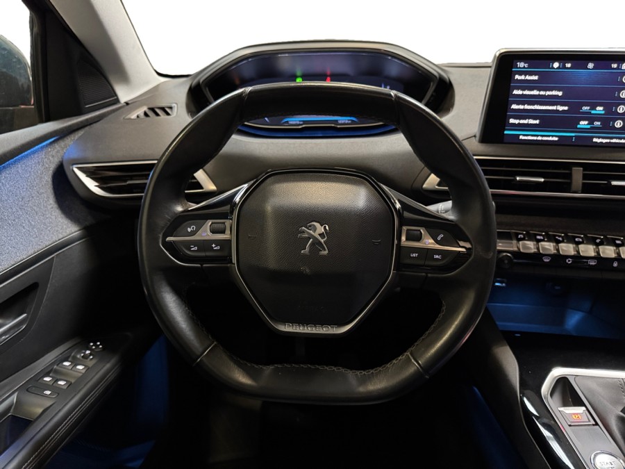 PEUGEOT d'occasion 5008 1.2 PURE TECH 130 Allure Business de 2017