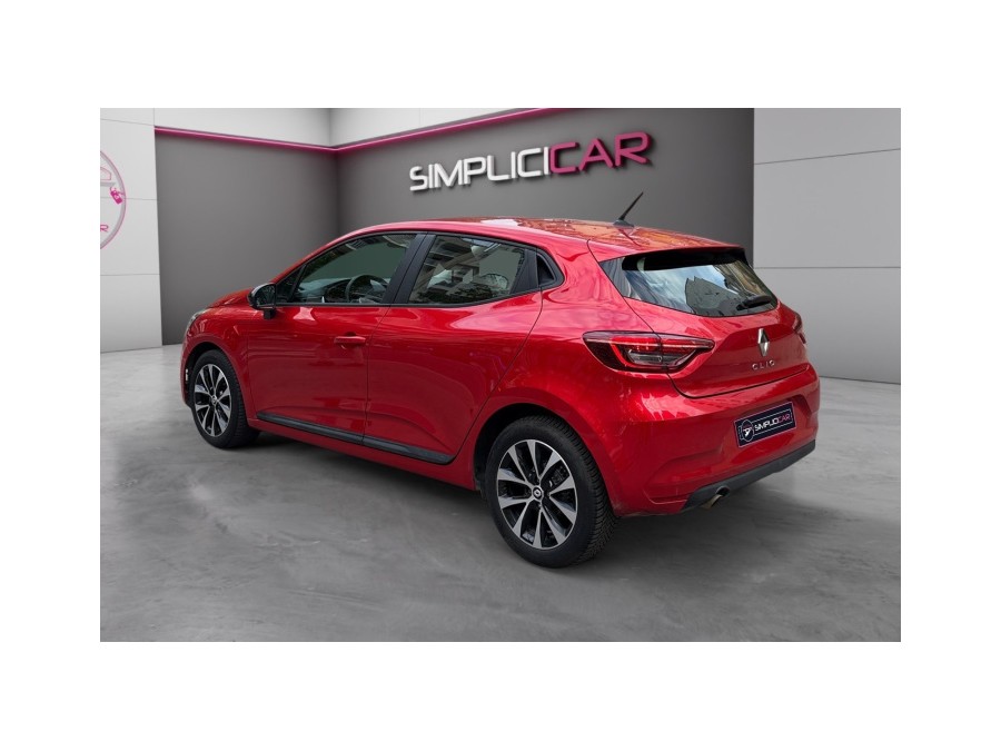 RENAULT d'occasion CLIO V 1 TCE 90 EVOLUTION de 2023 Paris 17 (75)﻿
