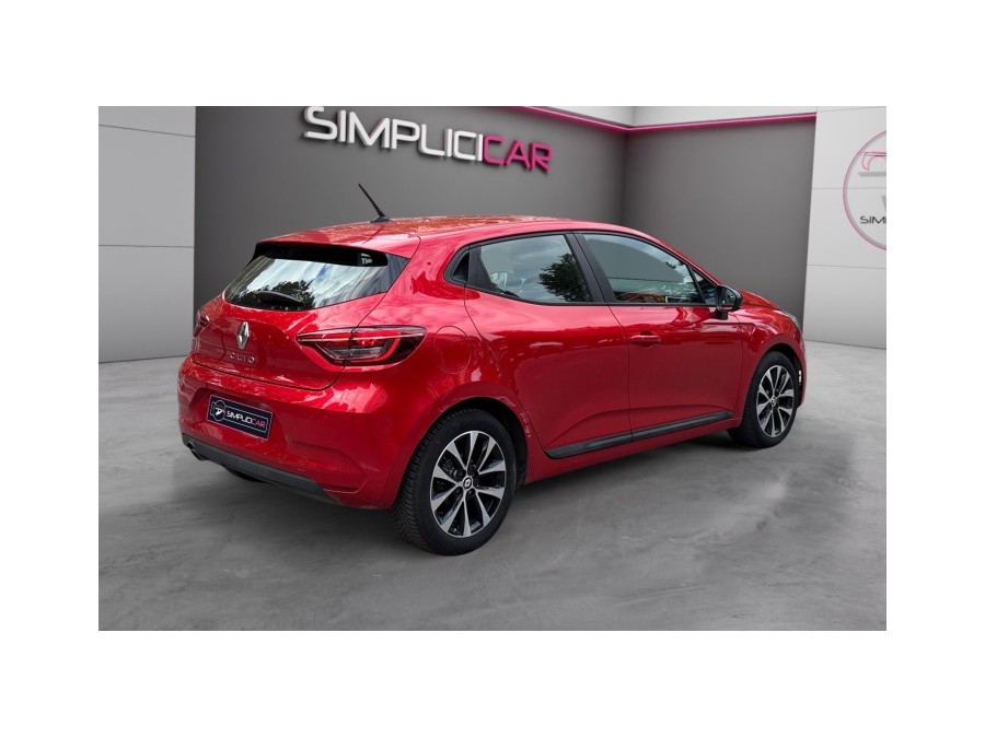 RENAULT d'occasion CLIO V 1 TCE 90 EVOLUTION de 2023 Paris 17 (75)﻿