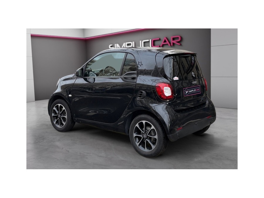 SMART d'occasion FORTWO PRIME 66 KW COUPE AUTO de 2015 Paris 17 (75)﻿