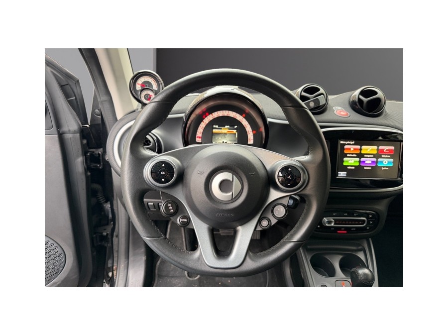 SMART d'occasion FORTWO PRIME 66 KW COUPE AUTO de 2015 Paris 17 (75)﻿