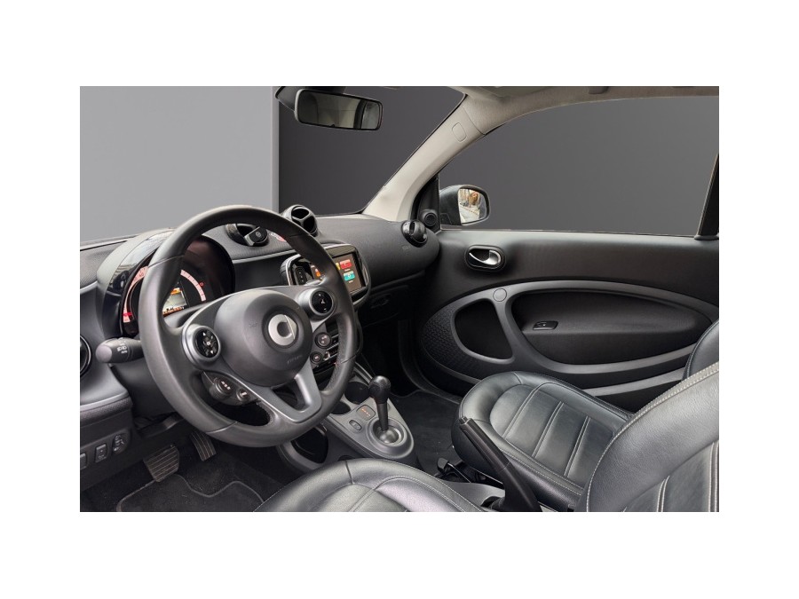SMART d'occasion FORTWO PRIME 66 KW COUPE AUTO de 2015 Paris 17 (75)﻿