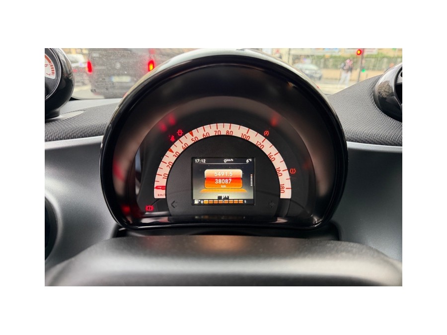 SMART d'occasion FORTWO PRIME 66 KW COUPE AUTO de 2015 Paris 17 (75)﻿