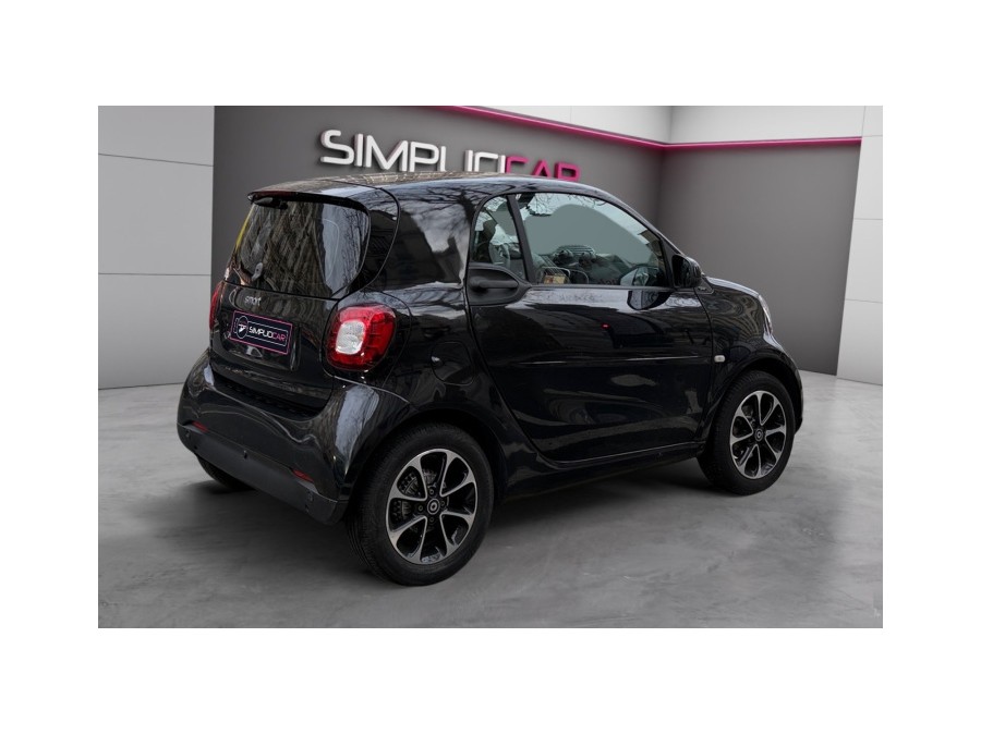 SMART d'occasion FORTWO PRIME 66 KW COUPE AUTO de 2015 Paris 17 (75)﻿