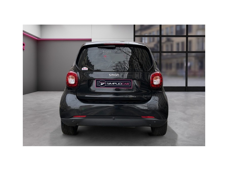 SMART d'occasion FORTWO PRIME 66 KW COUPE AUTO de 2015 Paris 17 (75)﻿