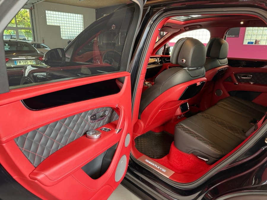 BENTLEY d'occasion BENTAYGA 6.0 W12 608 ch First Edition Auto 4WD de
