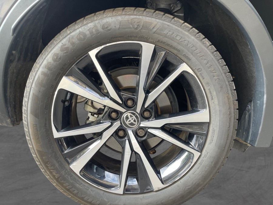 TOYOTA d'occasion CHR II 1.8 HYBRIDE 140 DESIGN BUSNESS AUTO de 2024