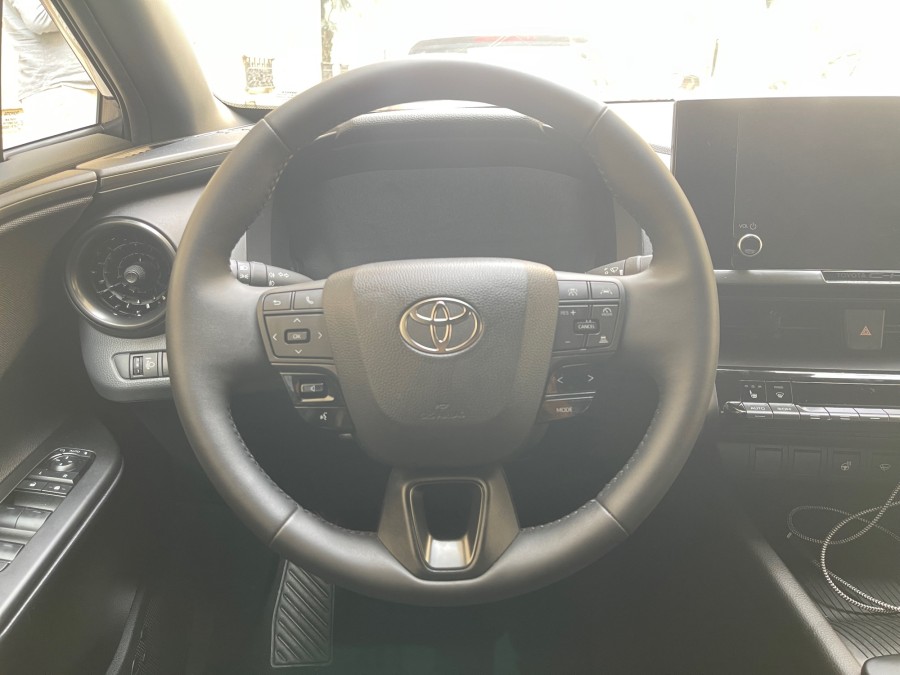TOYOTA d'occasion CHR II 1.8 HYBRIDE 140 DESIGN BUSNESS AUTO de 2024
