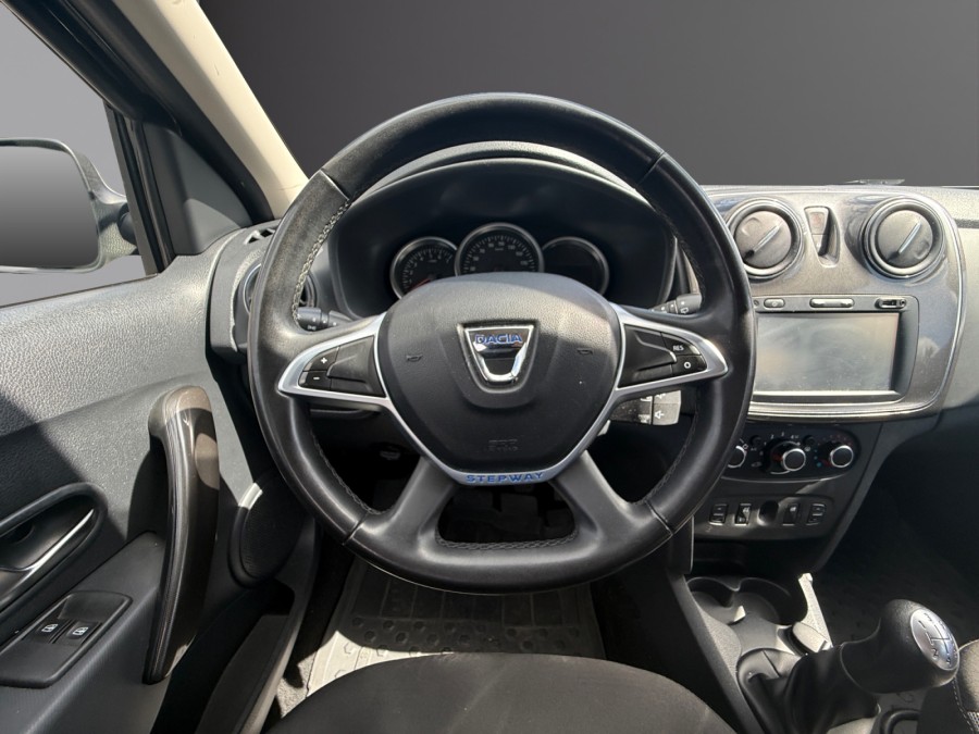 DACIA d'occasion SANDERO 1.5 dCi 90ch Stepway de 2017 Brive La