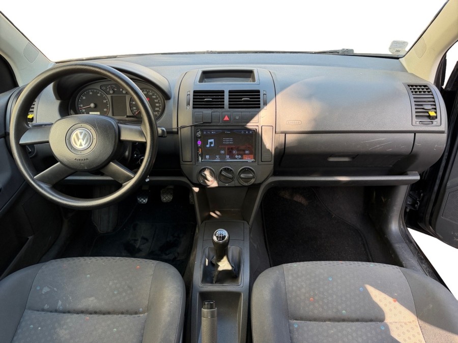 VOLKSWAGEN d'occasion POLO 1.2 12V 65 TREND de 2004 Saint Maximin