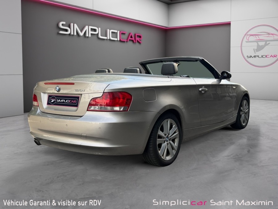 BMW d'occasion 1 DECAPOTABLE 120I EXCLUSIVE BA de 2009 Saint Maximin