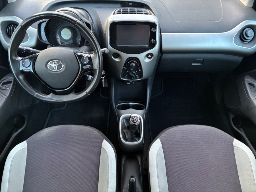 TOYOTA d'occasion AYGO 1.0 VVT-i 69ch x-play 3p de 2018 Nice (06)﻿