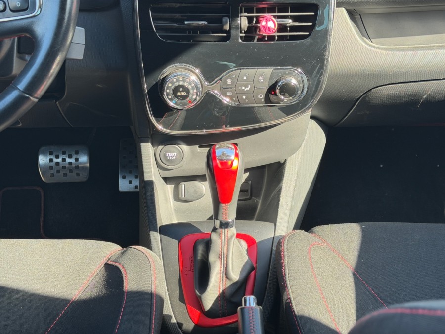 RENAULT d'occasion CLIO RS 200 EDC de 2014 Besançon (25)﻿