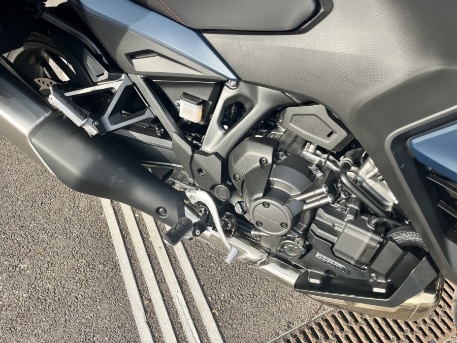 HONDA d'occasion NT1100 moto de 2024 Vernon (27)﻿