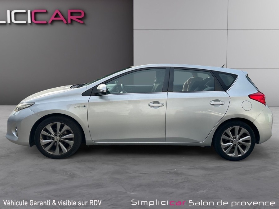 TOYOTA d'occasion AURIS 136H de 2014 Salon de Provence (13)﻿