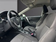 TOYOTA d'occasion AURIS 136H de 2014 Salon de Provence (13)﻿