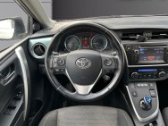 TOYOTA d'occasion AURIS 136H de 2014 Salon de Provence (13)﻿