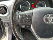 TOYOTA d'occasion AURIS 136H de 2014 Salon de Provence (13)﻿