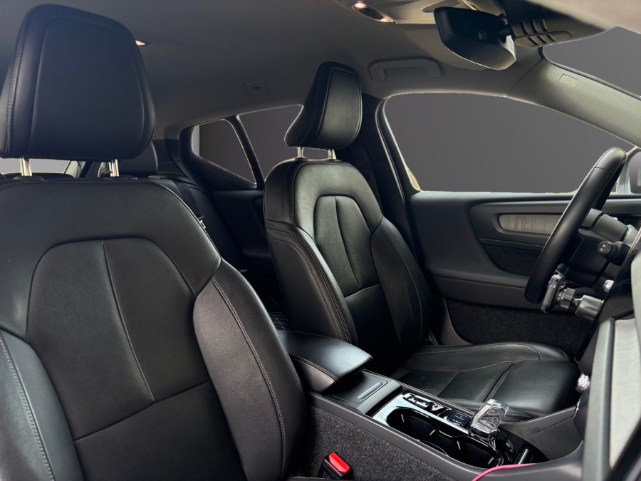 VOLVO d'occasion XC40 2 B3 163  INSCRIPTION LUXE  DCT AUTO de 2021