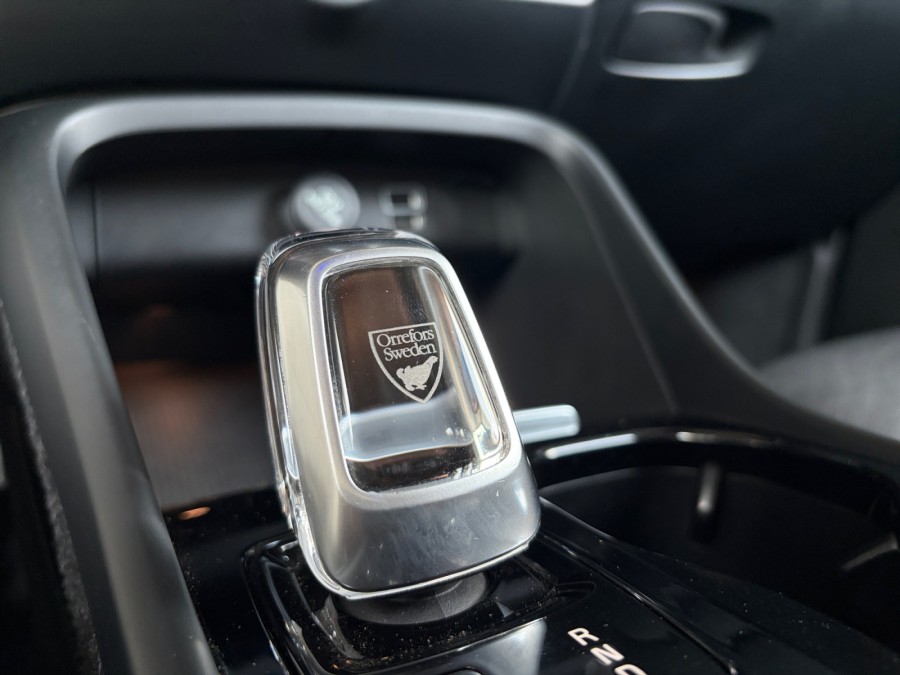 VOLVO d'occasion XC40 2 B3 163  INSCRIPTION LUXE  DCT AUTO de 2021