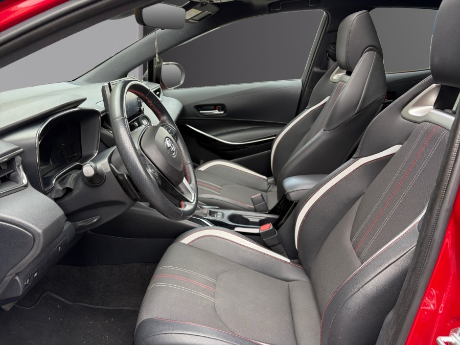 TOYOTA d'occasion COROLLA 184H GR SPORT de 2021 Genevois (74)﻿