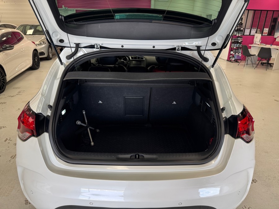 DS d'occasion DS4 2.0 BLUE HDI 180 CONNECTED CHIC EAT de 2017 Amiens