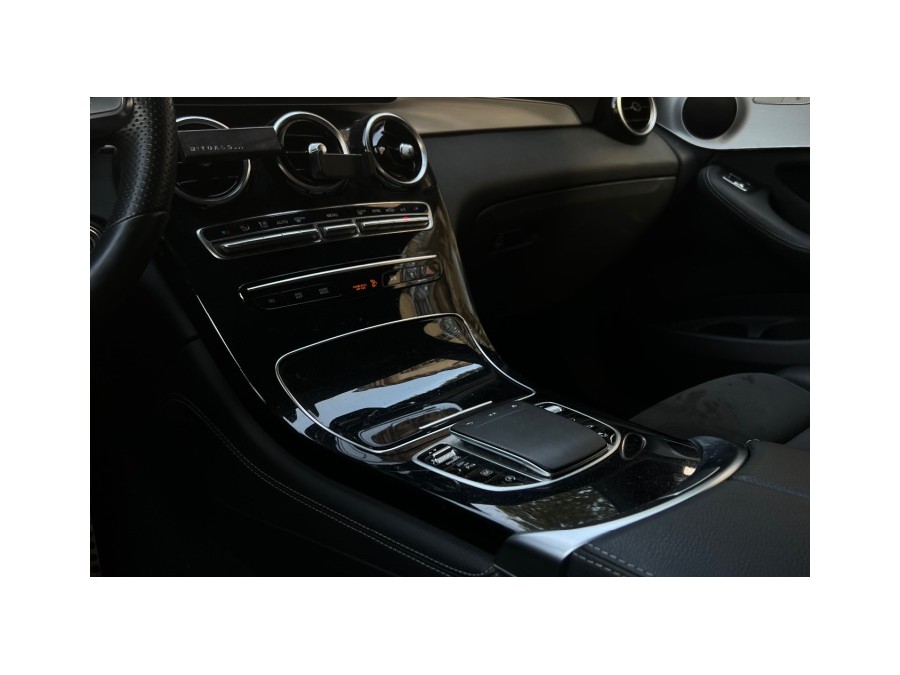 MERCEDES d'occasion CLASSE GLC 300e 4MATIC de 2020 Paris 17 (75)﻿