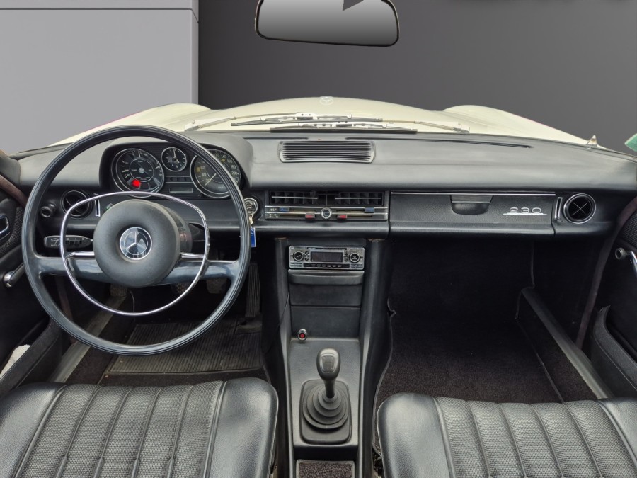 MERCEDES d'occasion 230 230 de 1972 Valence (26)﻿