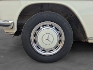 MERCEDES d'occasion 230 230 de 1972 Valence (26)﻿