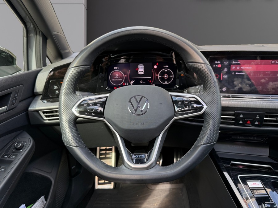 VOLKSWAGEN d'occasion GOLF VIII 2 TDI 200 GTD DSG AUTO de 2023