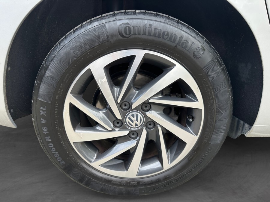 VOLKSWAGEN d'occasion TOURAN 1.4 TSI 150 SOUND 7P de 2017 Rennes (35)﻿