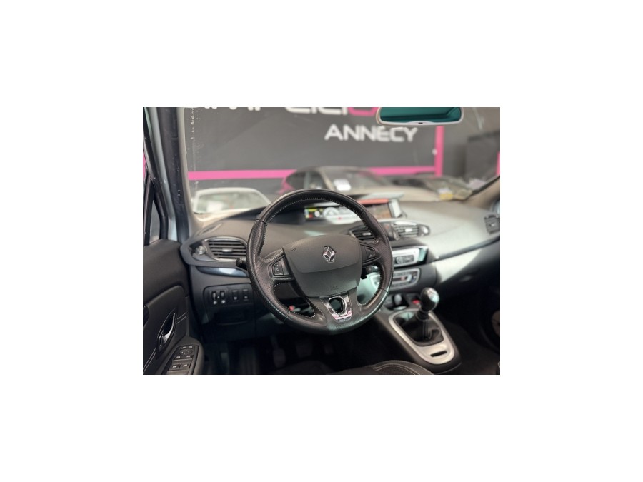 RENAULT d'occasion SCENIC III RENAULT SCENIC III 1.6 DCI 130ch BOSE