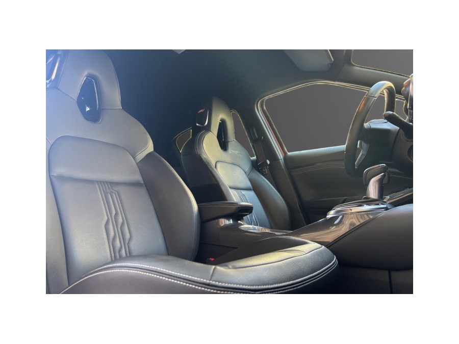 NISSAN d'occasion JUKE II 1.6 HYBRID 143 TEKNA de 2024 Paris 17 (75)﻿