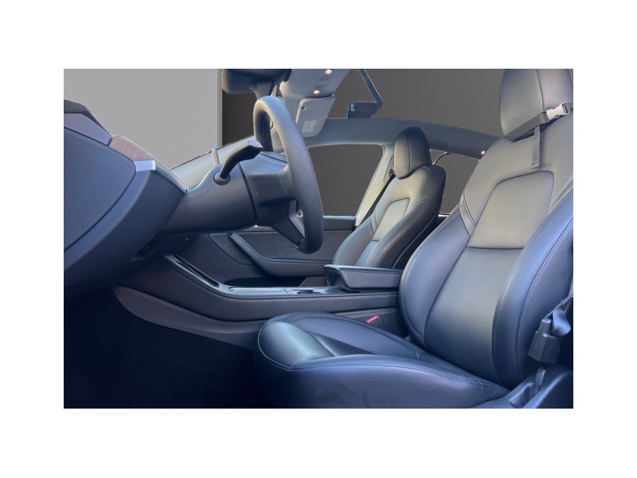 TESLA d'occasion Y Standard RWD de 2024 Paris 17 (75)﻿