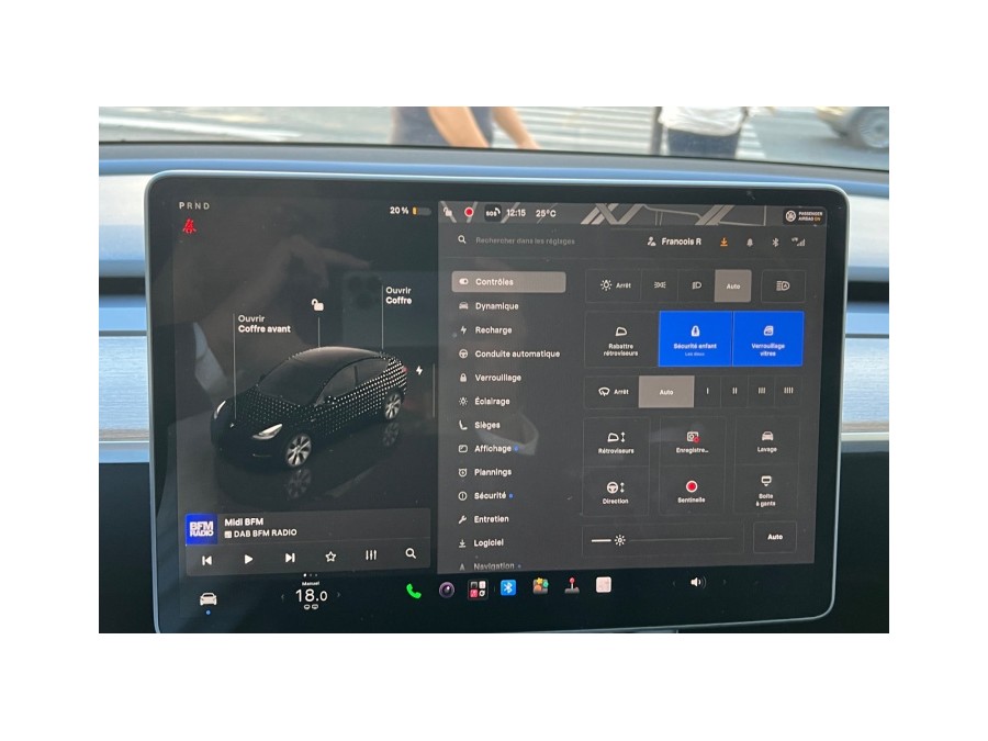 TESLA d'occasion Y Standard RWD de 2024 Paris 17 (75)﻿