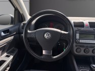 VOLKSWAGEN d'occasion GOLF 1.9 TDI 105ch BlueMotion DPF Confortline