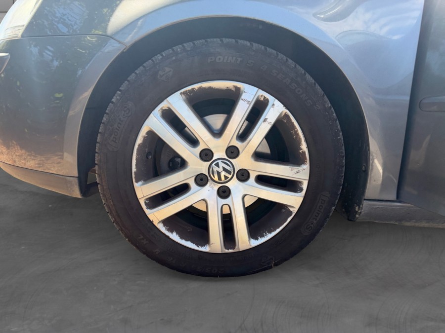 VOLKSWAGEN d'occasion GOLF 1.9 TDI 105ch BlueMotion DPF Confortline