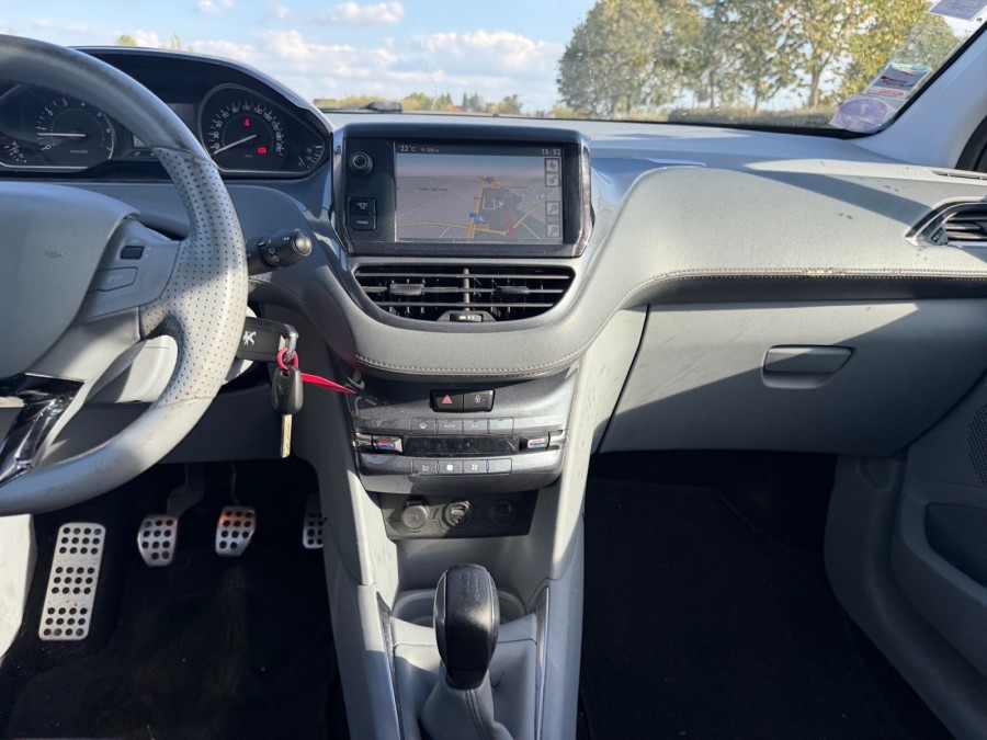 PEUGEOT d'occasion 208 1.6 VTi Féline 6cv 5p de 2012 Orgeval Verneuil