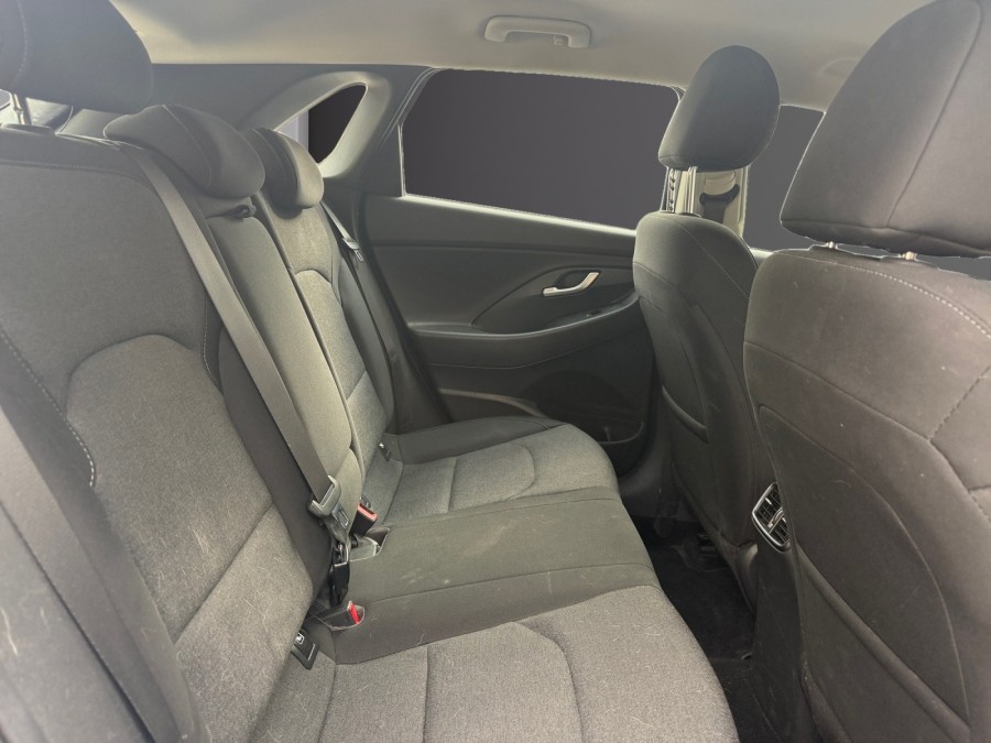 HYUNDAI d'occasion I30 1.6 CRDI 115 CREATIVE PH2 de 2021 Salon de